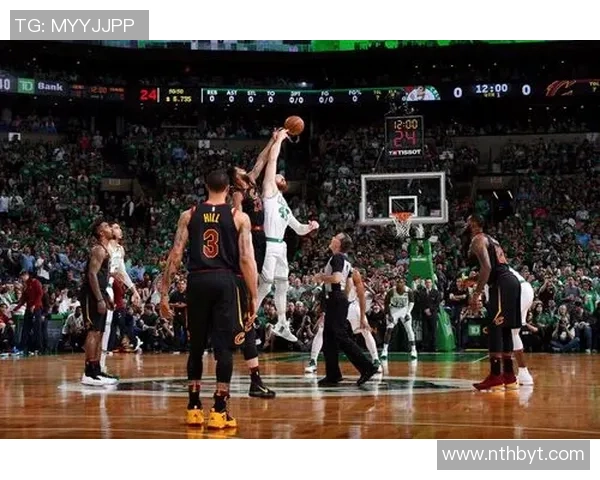 2017年NBA东部决赛首战骑士对阵凯尔特人精彩回顾与分析