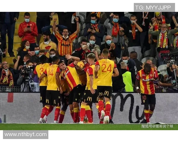 2018年德甲精彩对决奥格斯堡主场迎战美因茨全场回顾与精彩瞬间分析