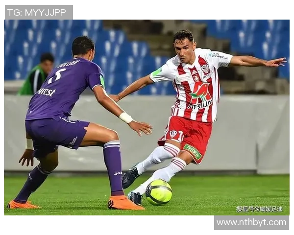 格拉纳达与瓦伦西亚比赛裁判信息揭晓及相关分析